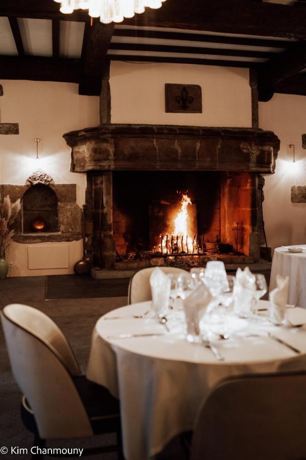 Chateau De Fontager Serves-sur-Rhône Esterno foto